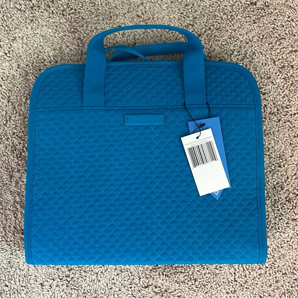 BRAND NEW Vera Bradley Hanging Travel Organizer